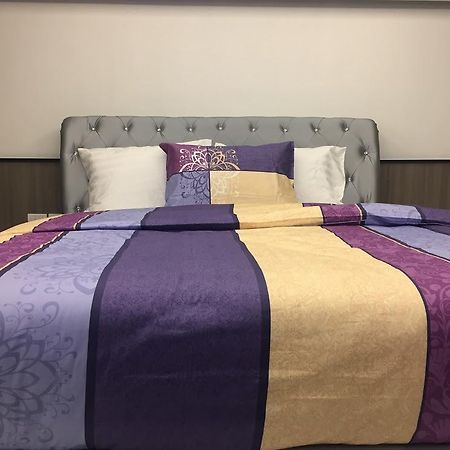 Family Suite Room Pratunam Bangkok Exterior photo