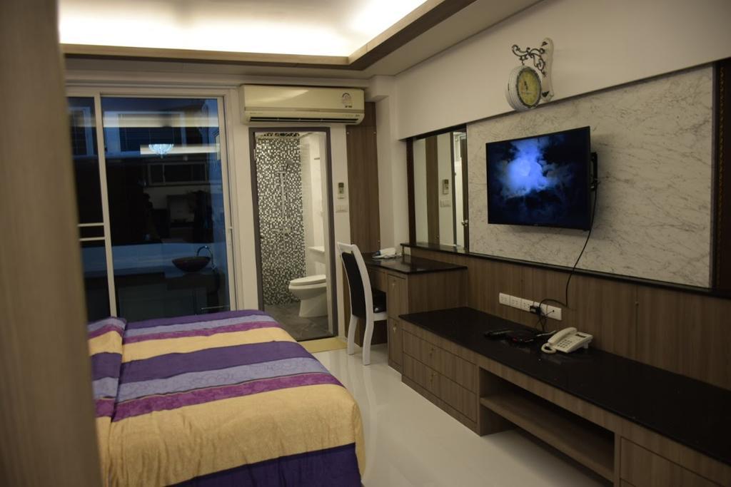 Family Suite Room Pratunam Bangkok Exterior photo