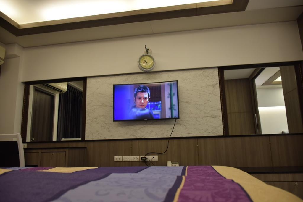 Family Suite Room Pratunam Bangkok Exterior photo
